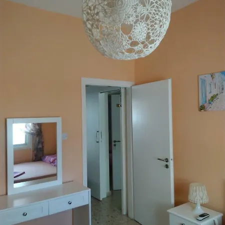 Appartement For A Family Veranda Larnaca